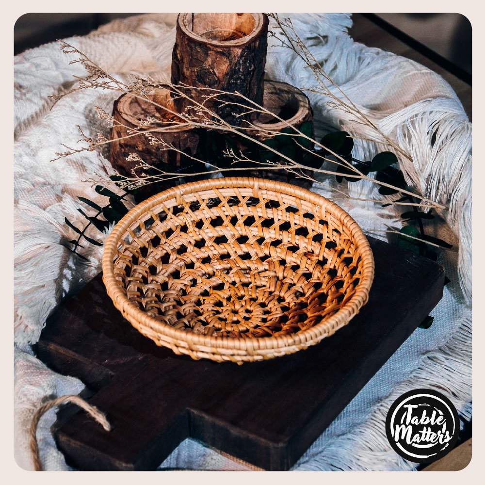 1-RoundTrinketRattanTray-Small-ProductListing