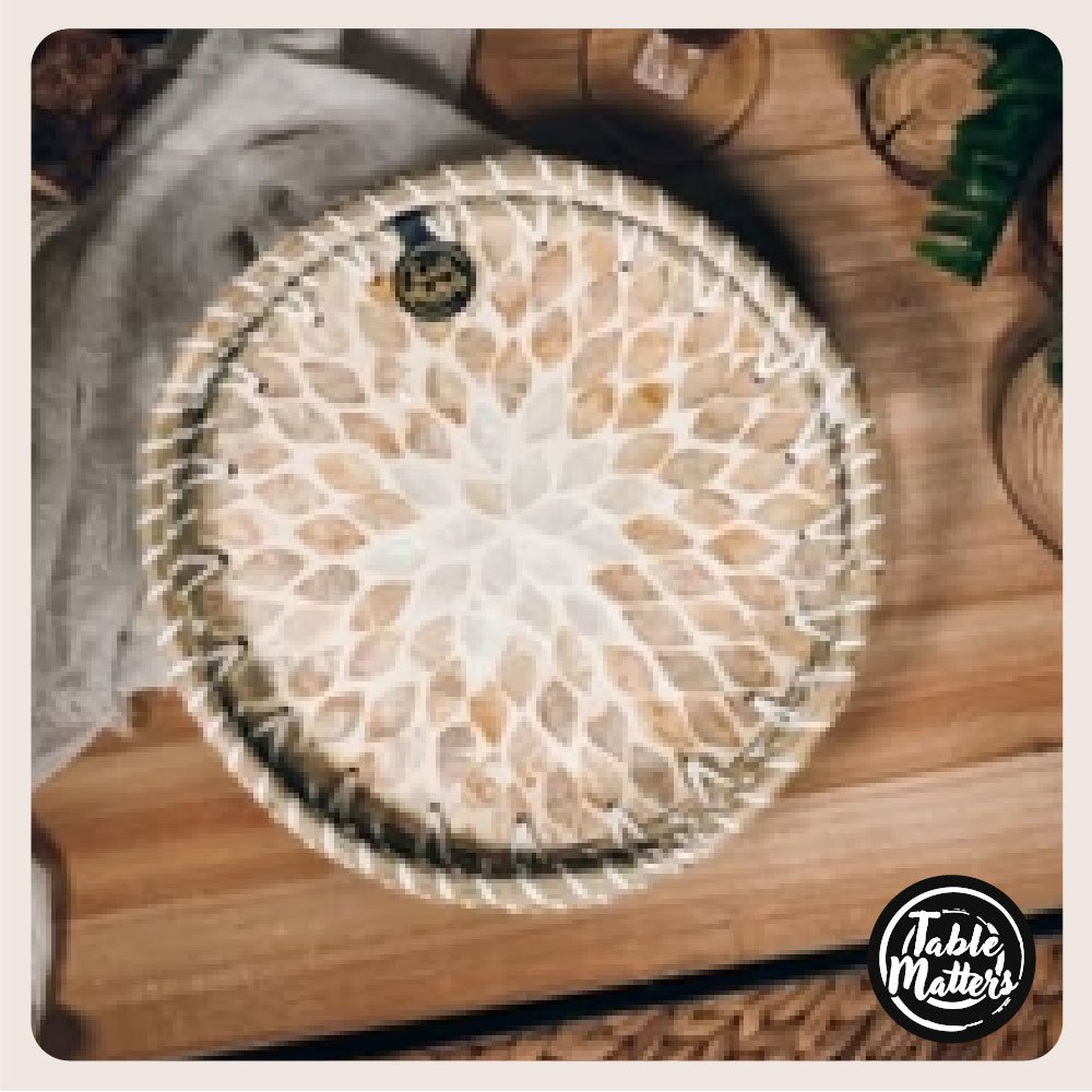 12-Starbust-Rattan-Tray-Small-ProductListing