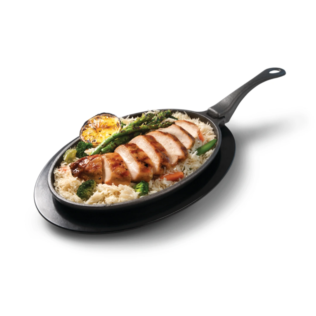 CAST-IRON-SKILLET-Lifestyle-2-1.webp